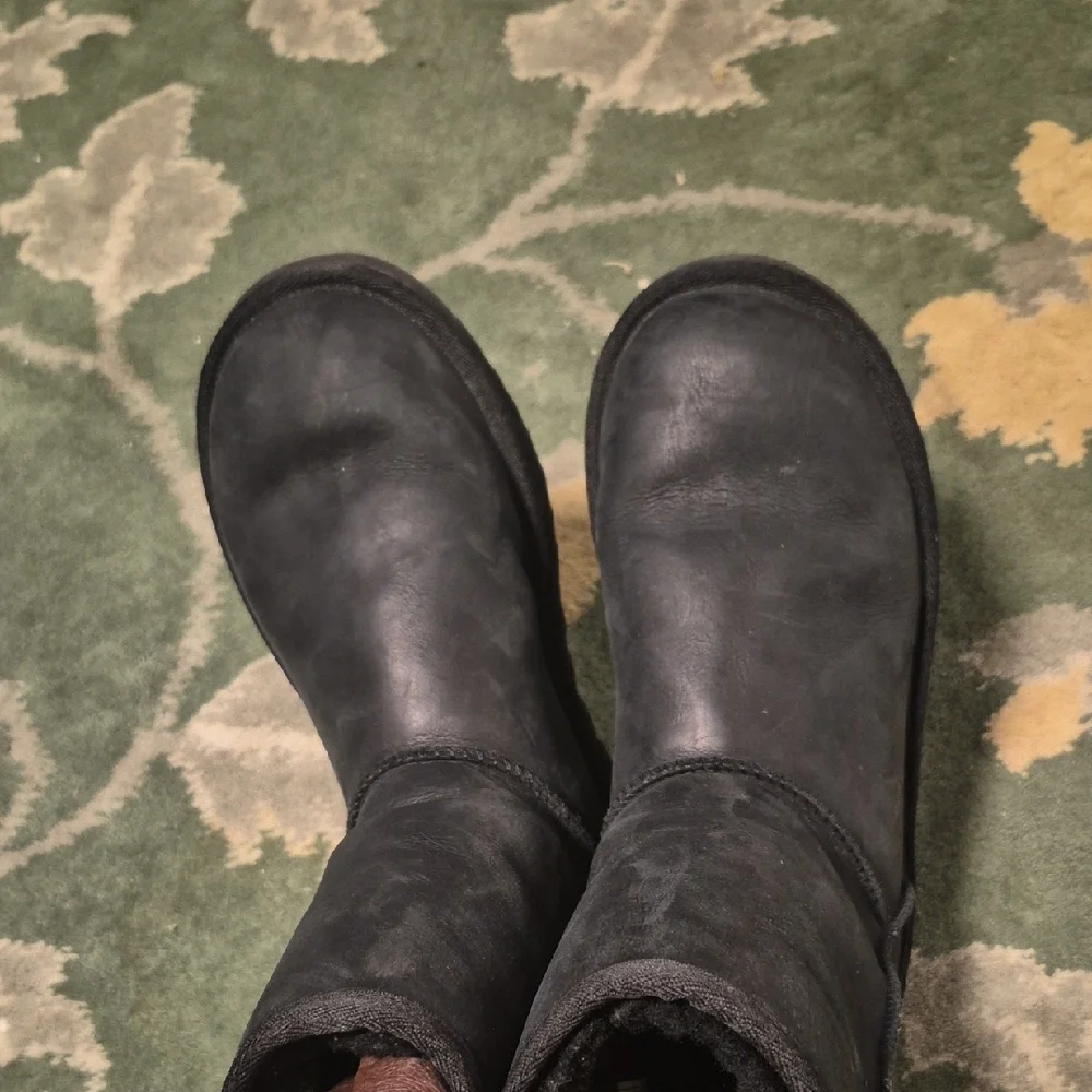 UGG Classic Short Black Suede Winter Boots